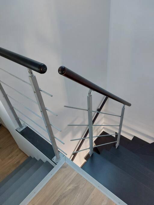 Appartement Moderne Hyper Centre Ville 4 Chambres Auray Exterior photo